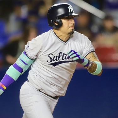 Sultanes comenzó con el pie derecho su serie de pretemporada ante Tecolotes de Dos Laredos, pues se llevó la victoria