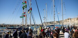 Los veleros 'Thousand Madleens' partieron del puerto de Marsella