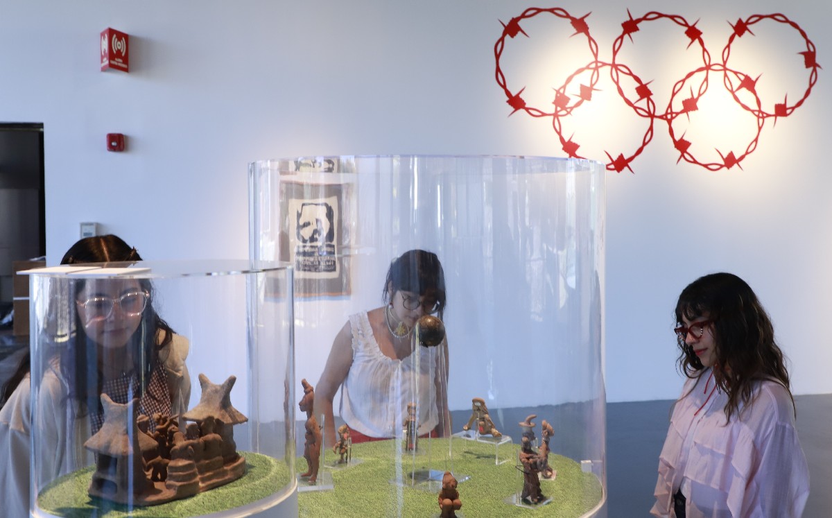 Exhiben piezas del fondo universitario de arte de pueblos originarios. FOTO: Juan Carlos Bautista