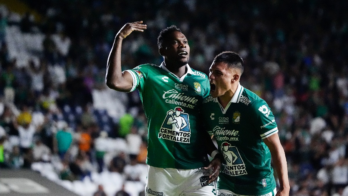 León saca triunfo en casa ante Atlas y sigue ilusionado con alcanzar la Liguilla (Imago7)