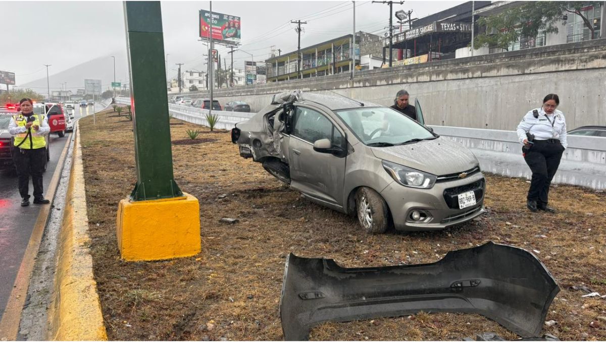 La mujer fue trasladada al Hospital 21 del IMSS para ser valorada | Ángel Mercado