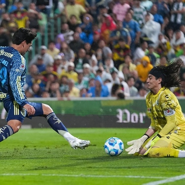 Santos y América empataron a un gol en la Jornada 13 del Clausura 2026. Los Laguneros se quedaron con un hombre menos en los últimos minutos del partido
