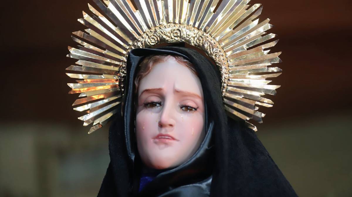 La Virgen de los Dolores ha causado una gran polémica entre los fieles y la versión de la Iglesia. Foto: (Iván Carmona)