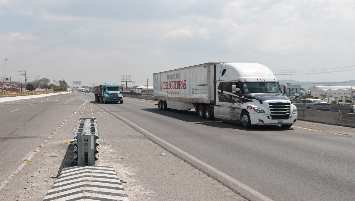 Bloqueo de transportistas y organizaciones | Agencia EsImagen