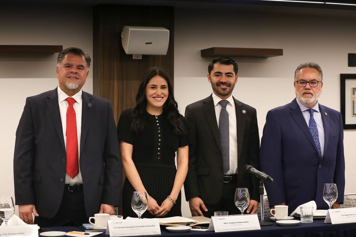 Canacar rechaza bloqueos carreteros y llama al diálogo / Ariana Pérez