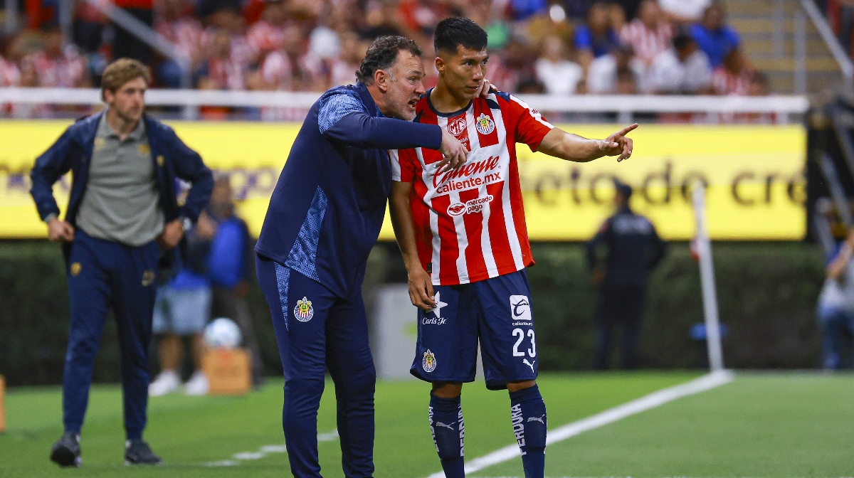 Milito reconoció la valentía de sus dirigidos para buscar el resultado en cada partido (Foto: MexSport)