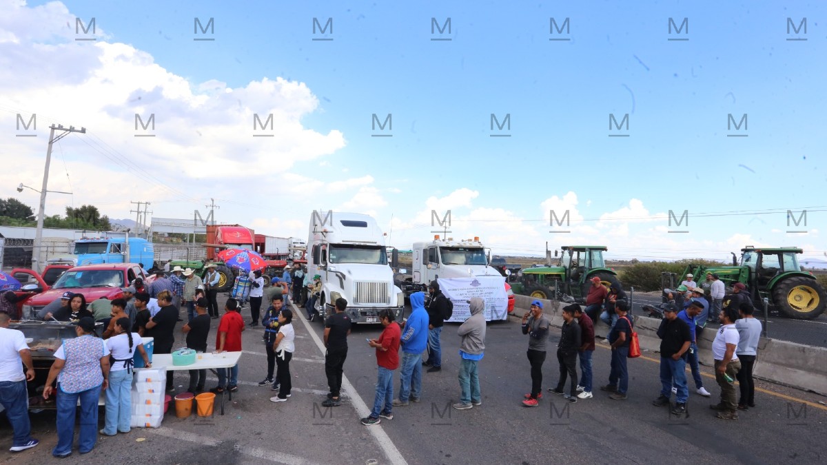 Mientras no haya una respuesta del gobierno federal, los productores advirtieron que el bloqueo se mantendrá. | Dany Béjar.