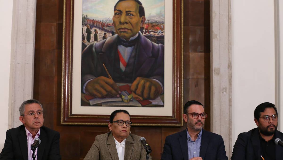 Rosa Icela Rodríguez, secretaria de Gobernación, y el subsecretario César Yáñez (Foto: Ariana Pérez)
