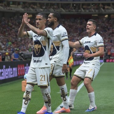 Uriel Antuna, jugador de Pumas, se disculpó con la afición rojiblanca tras anotarle a Chivas en el Estadio Akron.