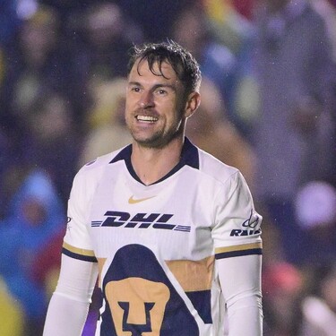 El galés Aaron Ramsey, ex jugador de Pumas, anuncia su retiro profesional a los 35 años.