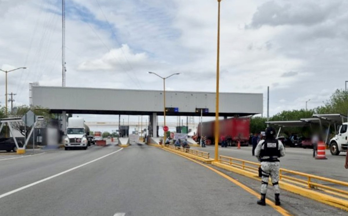 Agricultores mantienen protestas en Tamaulipas y liberan caseta. | Guardia Nacional Carretera