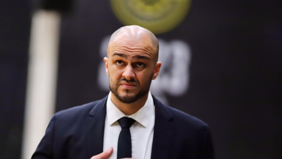 Carlos Alonso espera que Fuerza Regia Femenil tenga un cierre fuerte en la fase regular de la LNBP (Roberto Alanís)