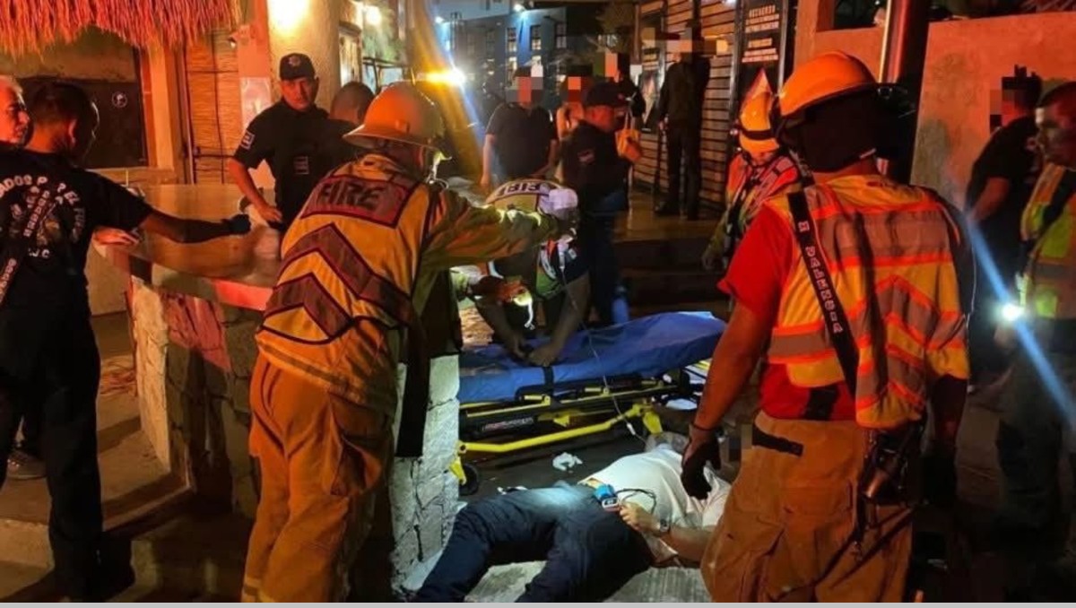 Clausuran bar 'Micheladas El Papi' en San José del Cabo, BC, tras intoxicación de 8 clientes