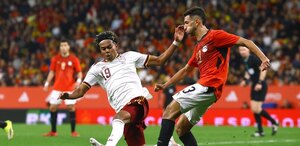 La FIFA abrió un expediente disciplinario contra la RFEF por los cánticos racistas hacia los musulmanes en el amistoso España vs Egipto.