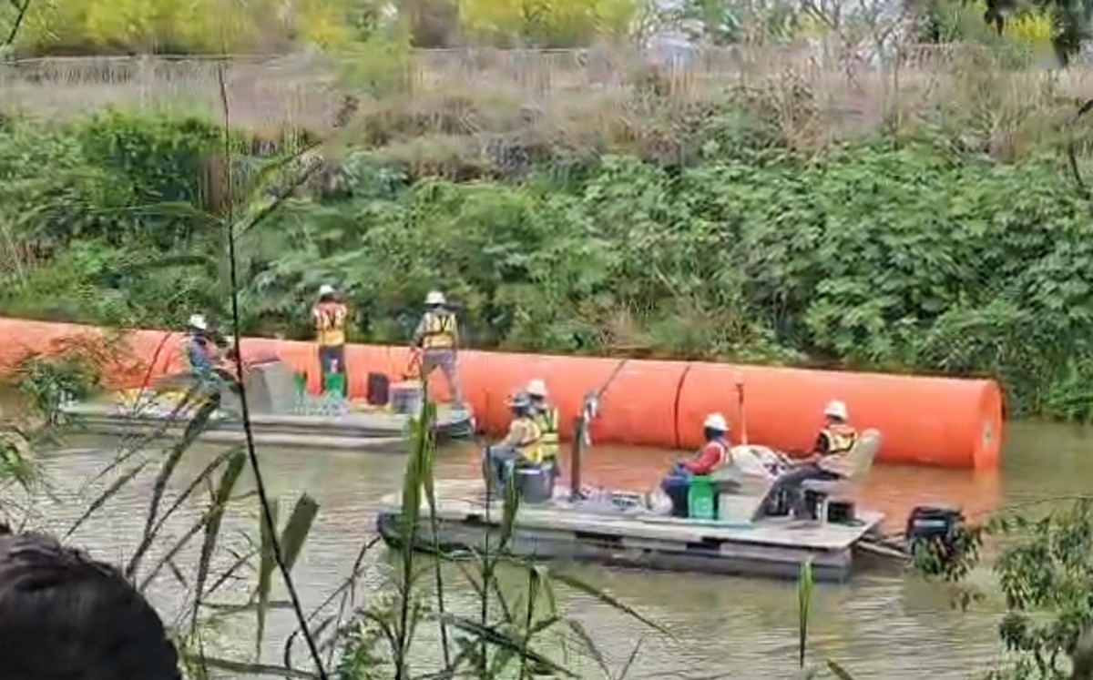Inician instalación de boyas en el Río Bravo frente a Matamoros | Ángel Domínguez