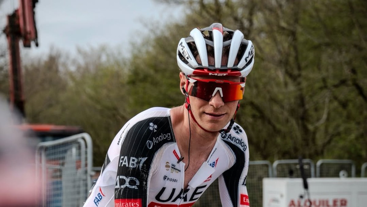 Isaac del Toro escala a la octava posición en la segunda etapa de la Vuelta al País Vasco (Instagram @uae_team_emirates__)