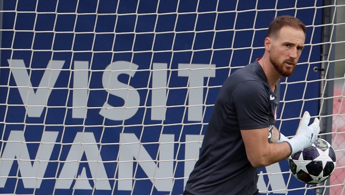 Jan Oblak no jugará el partido de ida contra el Barcelona en la Champions League (EFE)