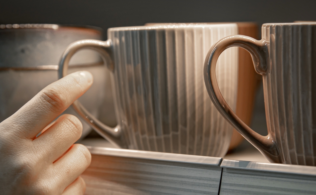 “Por más que se laven, estas tazas confidentes guardan un regusto a lágrimas”. (Imagen: Pvproductions | Unsplash)