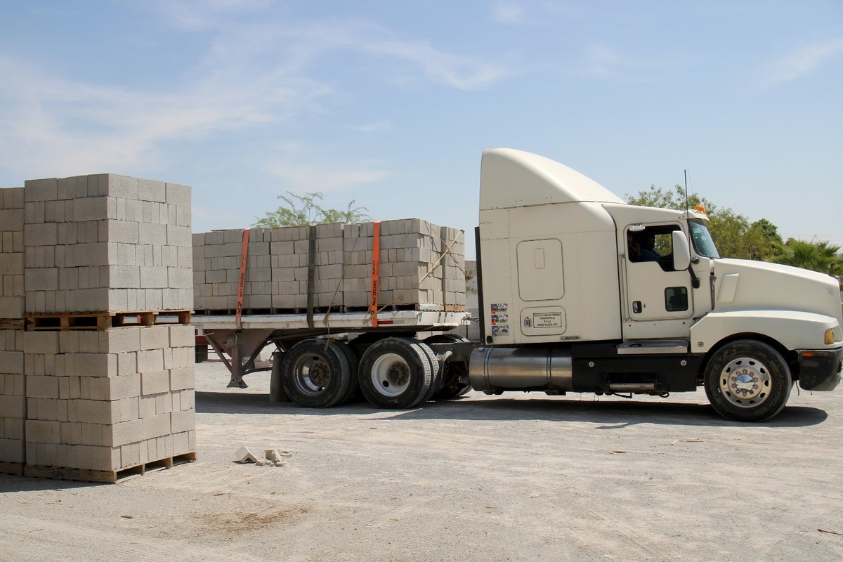 Lerdo avanza en desazolve y prepara apoyos tras lluvia. | Rolando Riestra