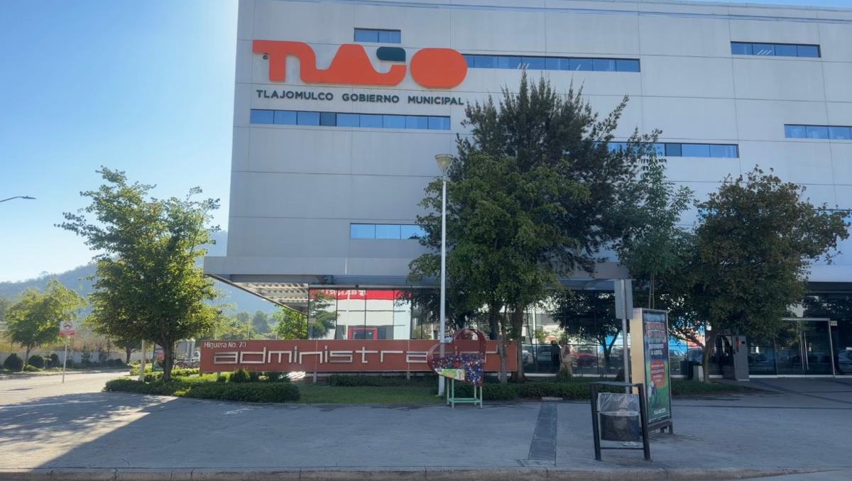 Oficinas de Tlajomulco no pueden procesar algunos de los pagos de los ciudadanos (Roberto Hurtado)