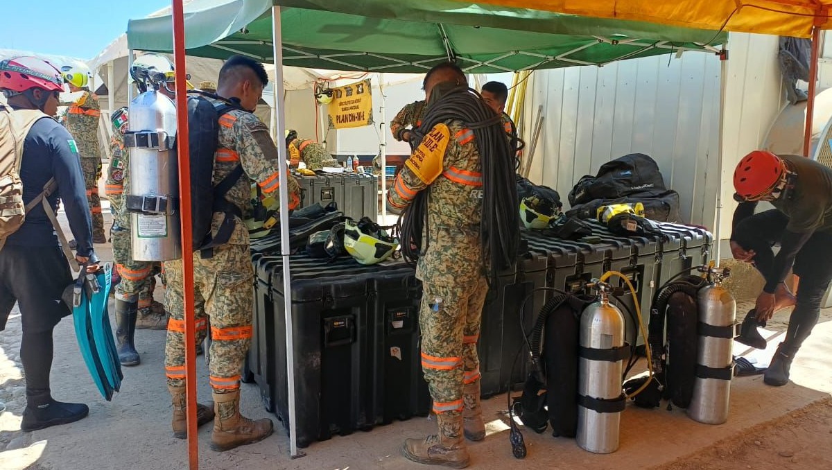 Refuerzan sistema de bombeo en mina Santa Fe. | Especial