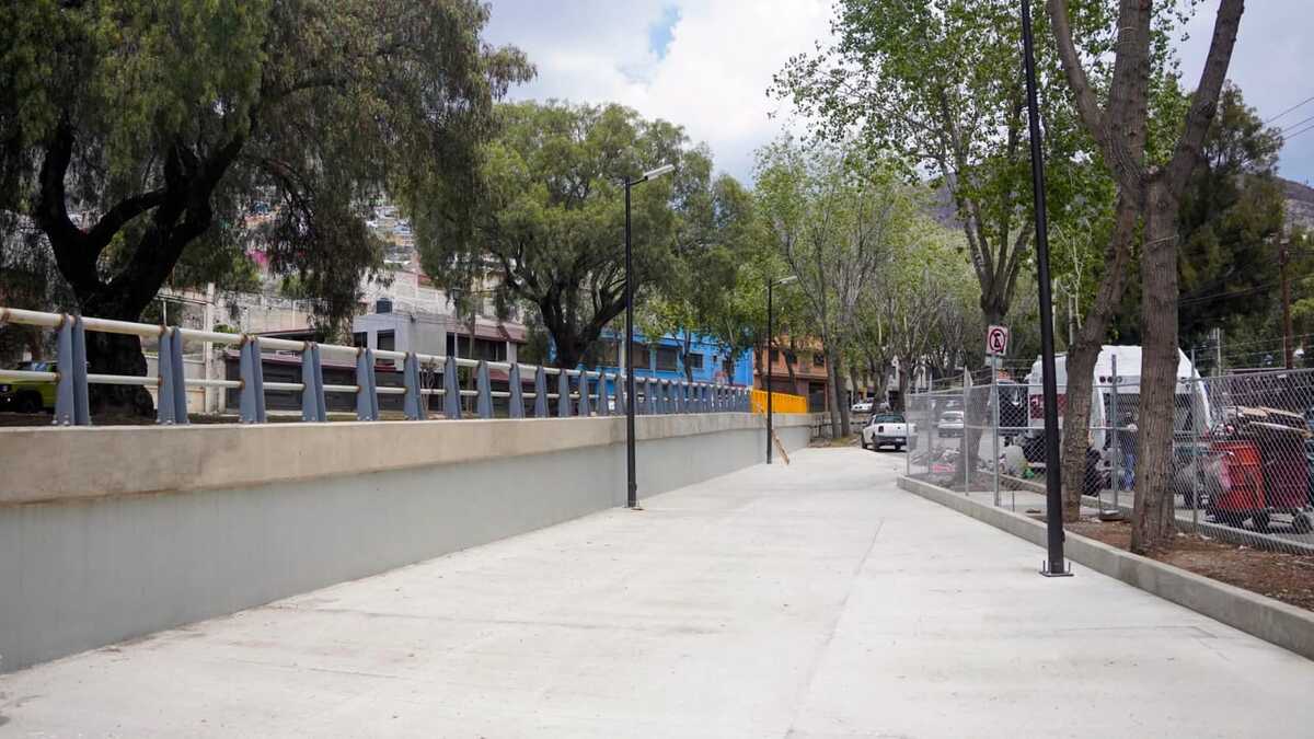 Reubicarán a ambulantes en explanada del mercado Benito Juárez. (Especial)