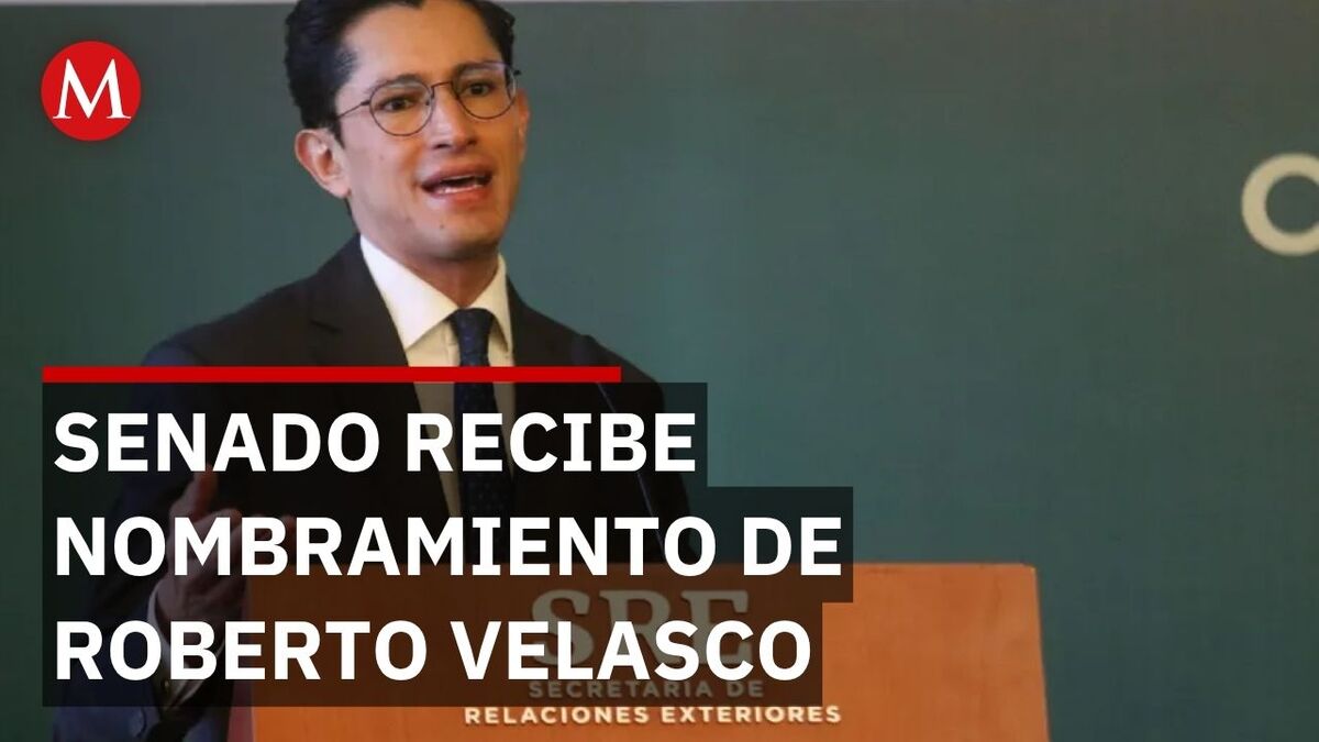 Roberto Velasco se reúne con la Jucopo en el Senado