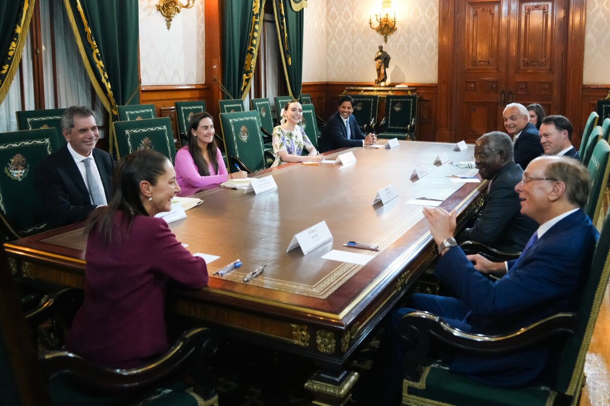 Sheinbaum habló con Larry Fink sobre las próximas inversiones en México. | Especial