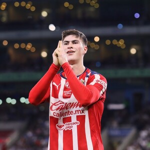 Armando González apunta a igualar bicampeonato de goleo de Jared Borgetti