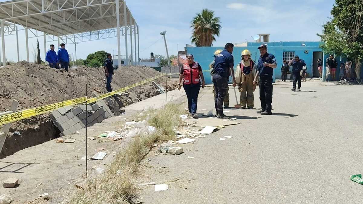 Tras el derrumbe, unidades de emergencia hicieron el rescate de los trabajadores, los tres muy jóvenes. | Especial