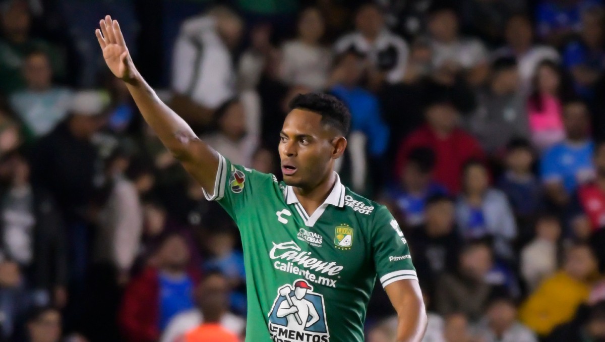 Ismael Díaz da el voto de confianza a Javier Gandolfi en León (Imago7)