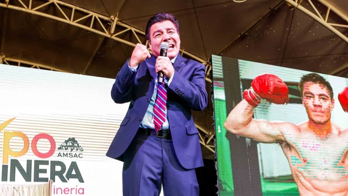 Jorge 'Travieso' Arce no descarta incursionar en la política tras acabar la carrera en Derecho (Instagram @traviesoarce5)