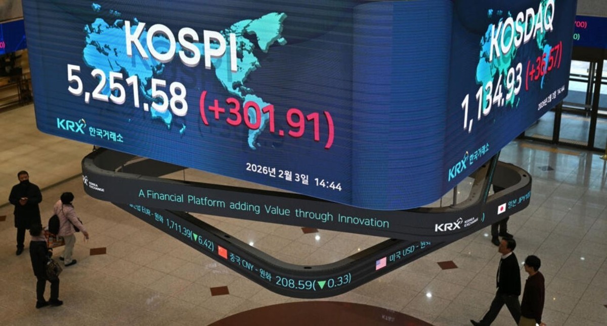 Los mercados asiáticos se vieron alentados por una fuerte caída en los precios del petróleo. |  AP