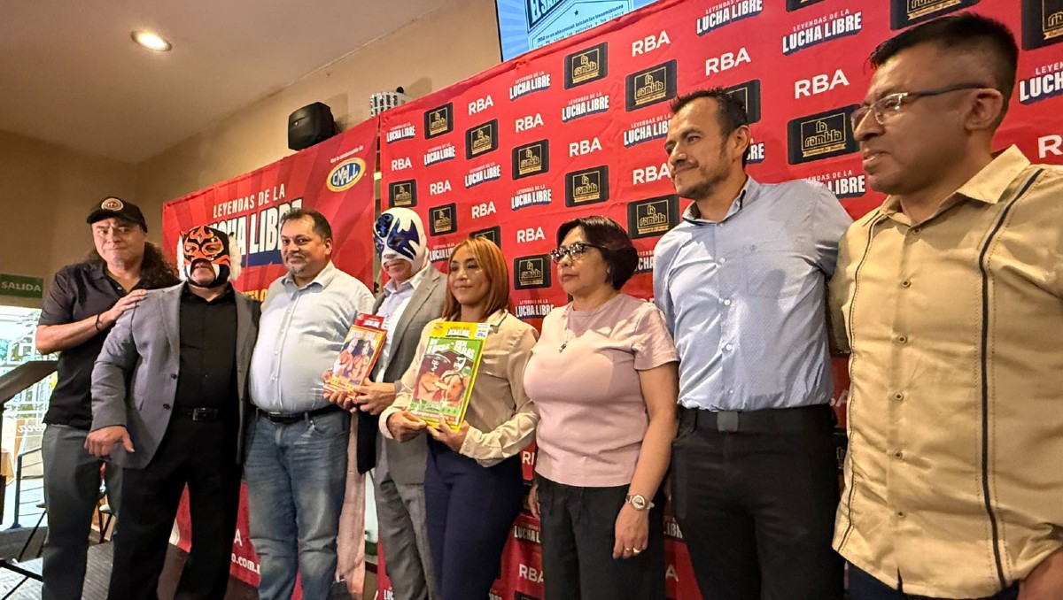 Presentan la colección de libros 'Leyendas de la lucha libre' (Jorge Flores)