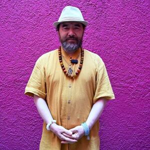 Foto de Xue Mo, reconocido cuentista y poeta