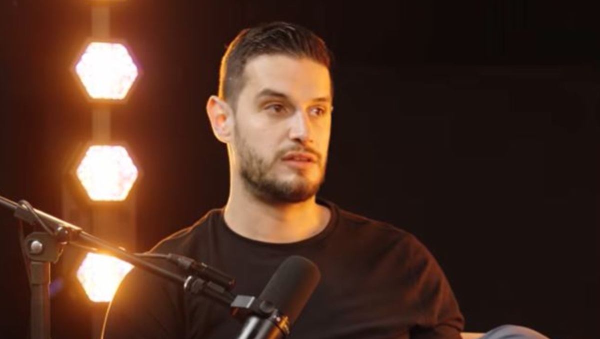 Adrián se lanzó contra Poncho a través de la red social X. | Captura