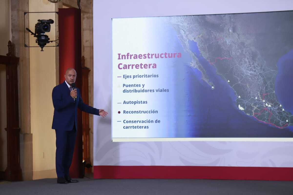 Gobierno destina 11 mil 900 millones para reparar caminos y puentes dañados | Juan Carlos Bautista