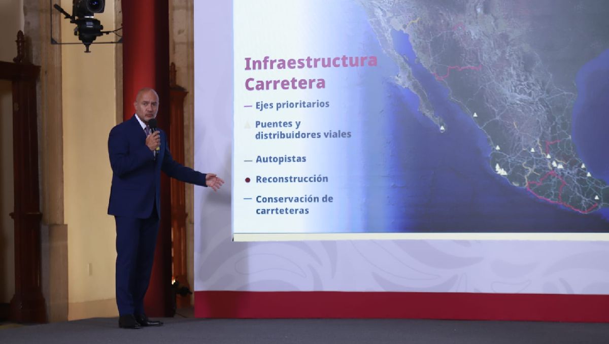 Jesús Esteva, titular de SICT, presenta avances de obras con valor más de cuatro mil mdp en Edomex. Foto: (Juan Carlos Bautista)