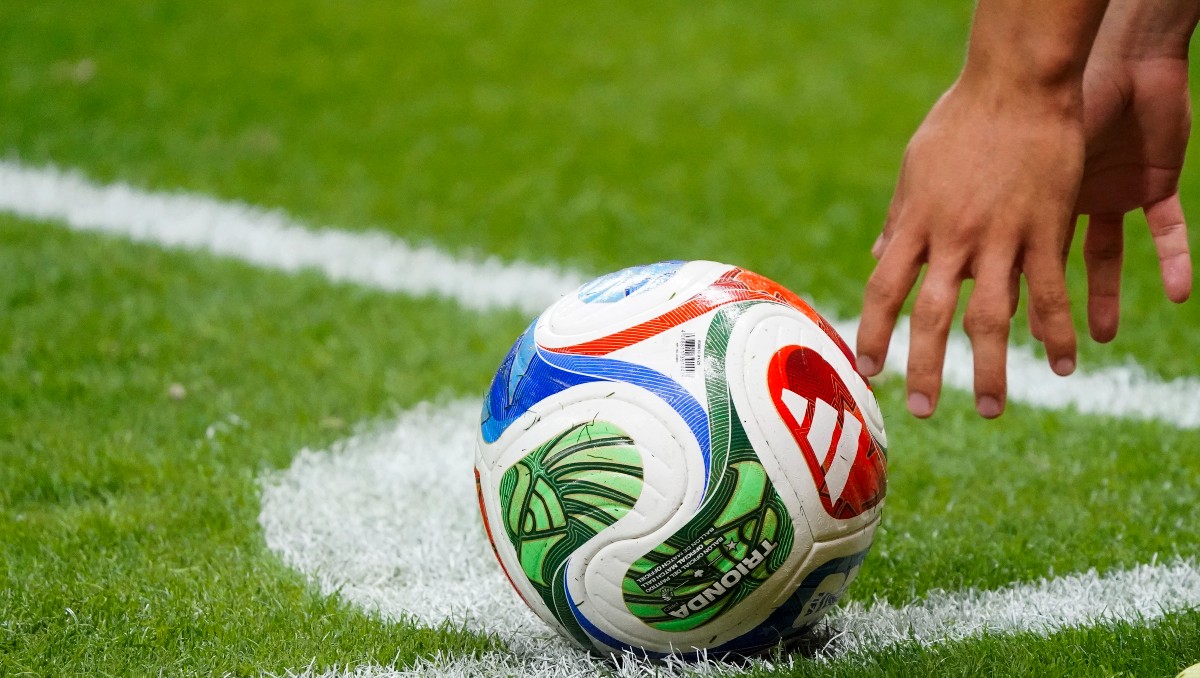 Partido de Leyendas entre México y Brasil tendrá balón conmemorativo (Imago7)