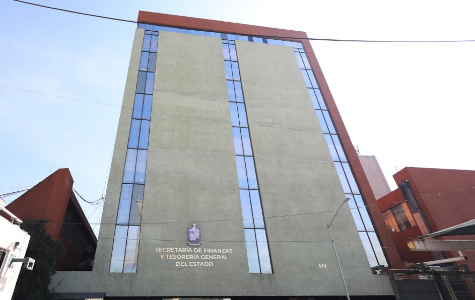 Edificio de la Secretaría de Finanzas y Tesorería de Nuevo León. | Jorge López