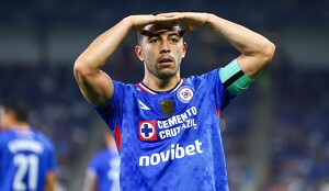 Erik Lira respaldó a Nicolás Larcamón frente a las críticas por los últimos resultados; también aseguró que Cruz Azul no está en crisis