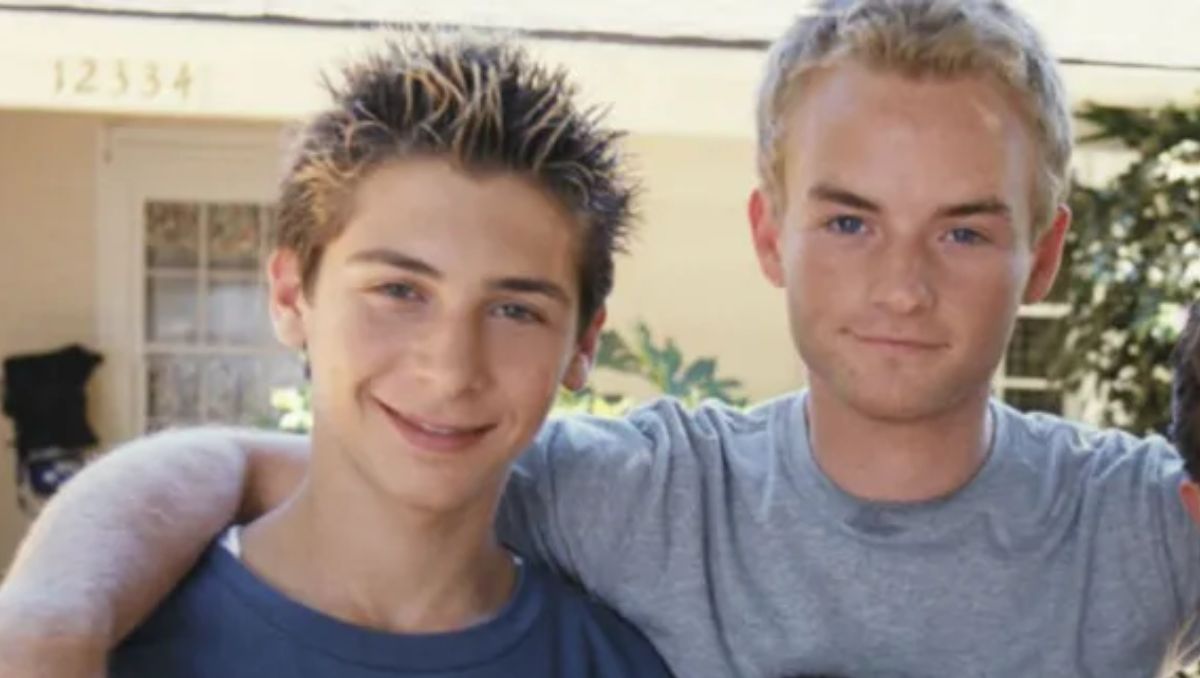 Justin Berfield y Christopher Masterson estarán en Monterrey para la DesertCon 2026. | Especial