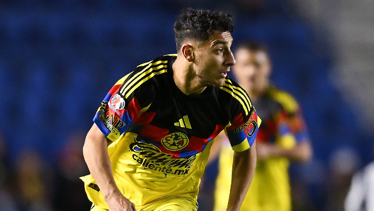 Sebastián Cáceres defiende a Henry Martín de los rumores (Imago7)