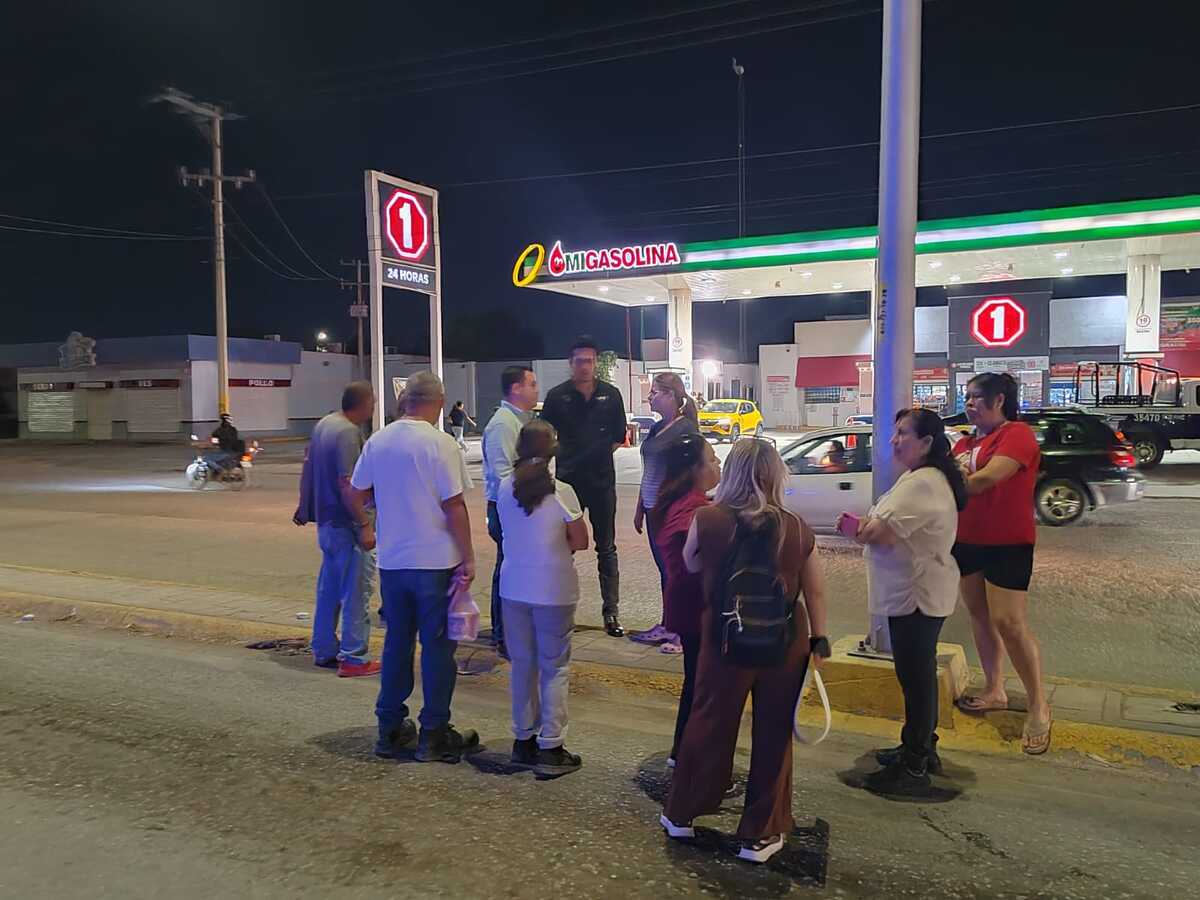 Simas Torreón acuerda solución tras bloqueo en Villas La Merced. | Milenio Policía