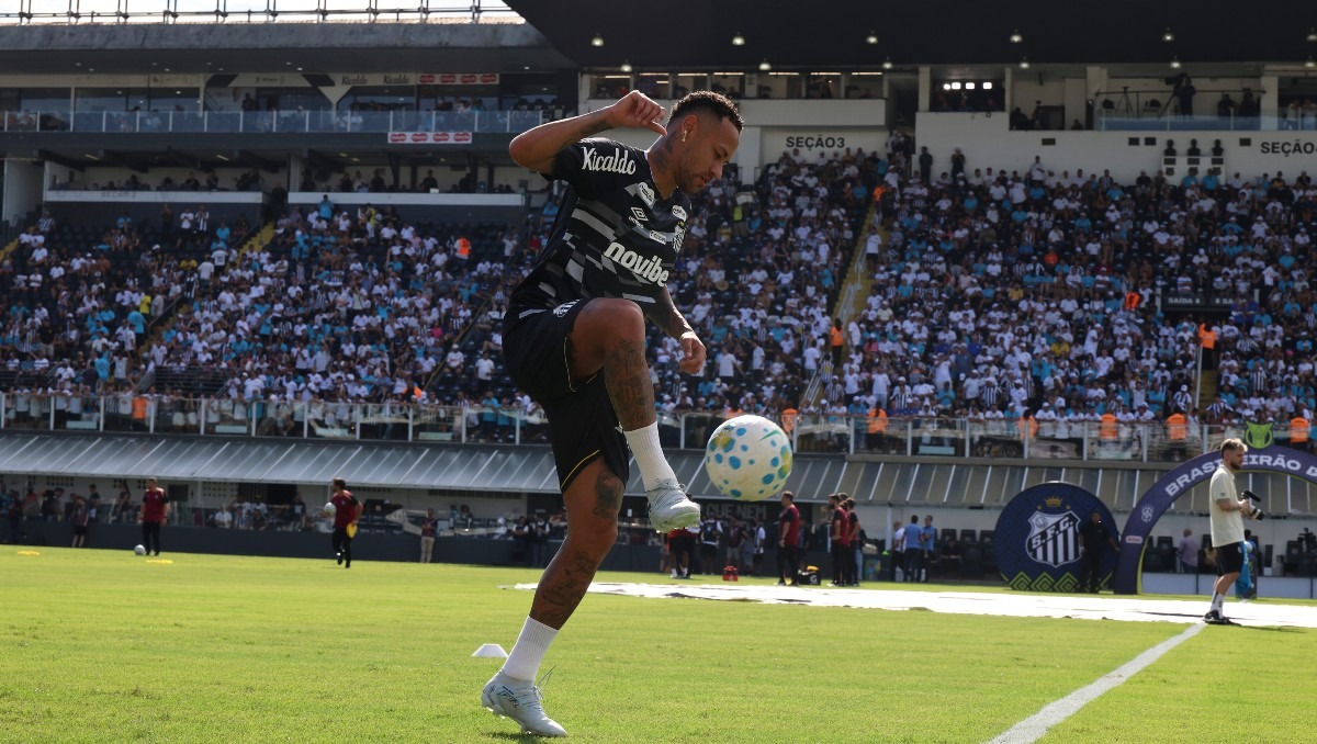 Ancelotti le pone dos meses a Neymar para ser llamado con Brasil para el Mundial (Reuters)