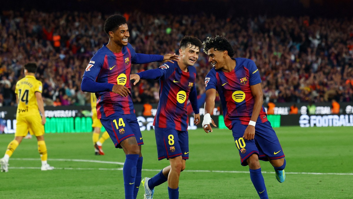 Barcelona vence al Espanyol para reforzar su liderato en LaLiga (Reuters)