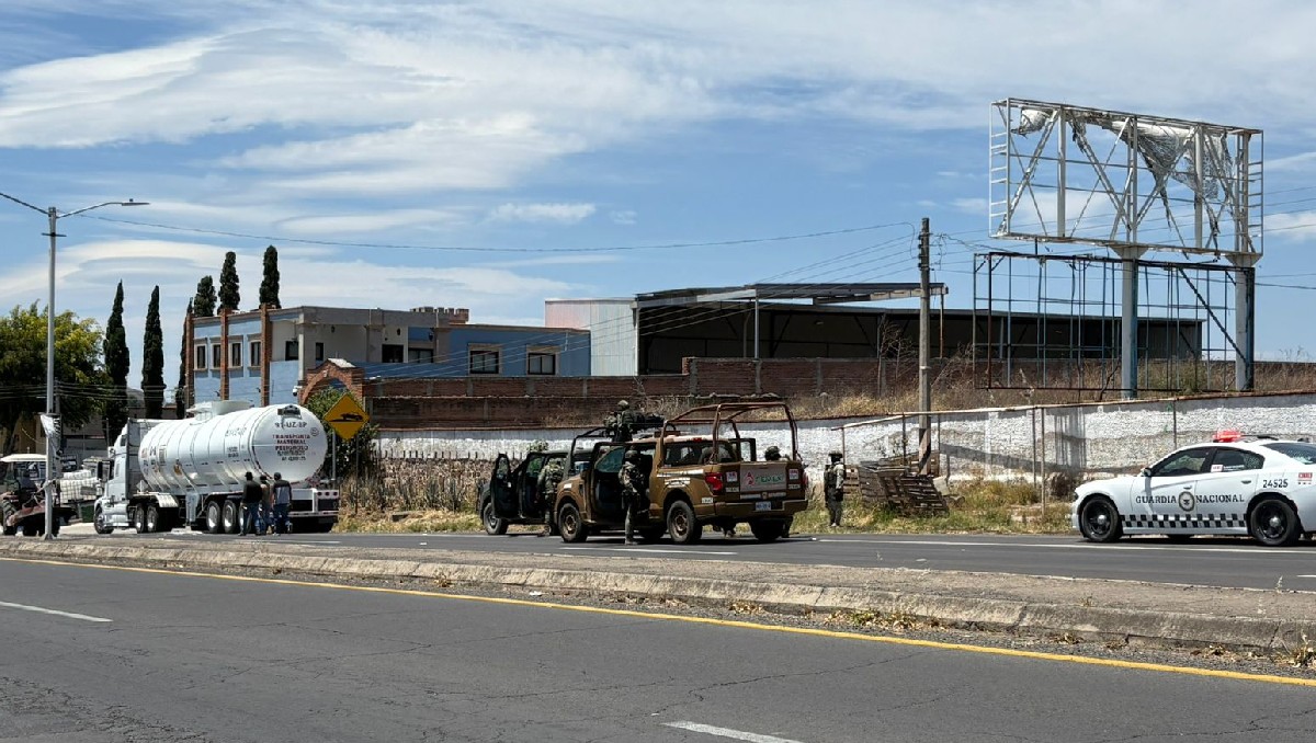 Guardia Nacional apoyó en el despliegue donde se aseguraron las pipas en Zapopan (Fátima Briceño)