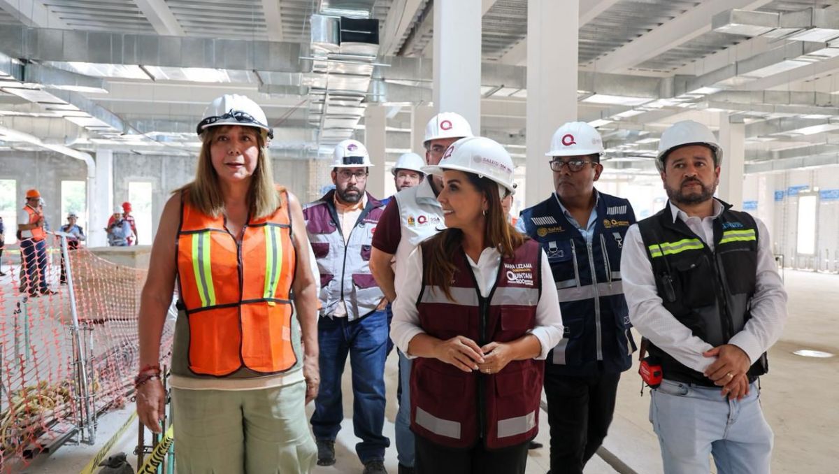 Mara Lezama supervisa obra del nuevo hospital en Chetumal. | Especial