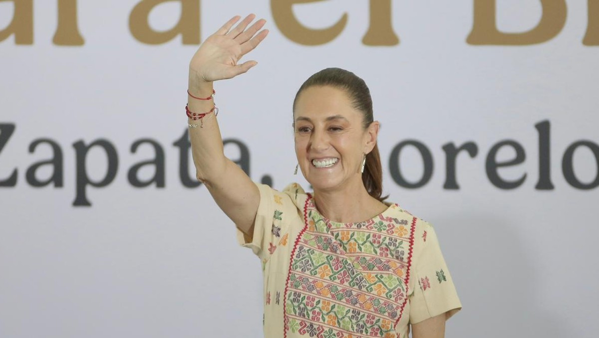 La Presidenta anunció en Morelos condonaciones de créditos impagables de vivienda. | Foto: Ariel Ojeda