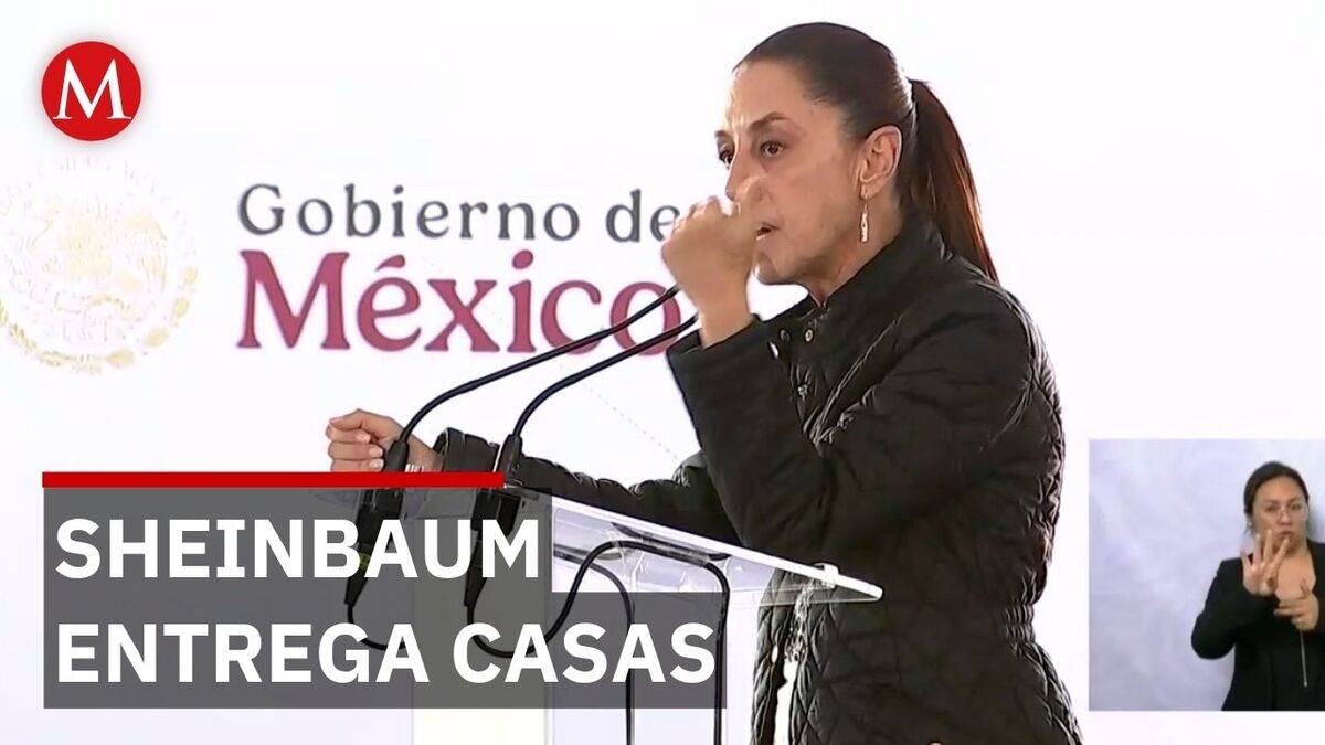 Claudia Sheinbaum entrega viviendas y condona créditos del ISSSTE en Puebla